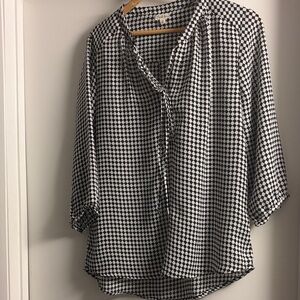 Black and White Women's Top